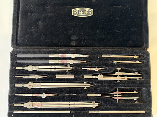 Riefler zirkelkasten etui - im,
